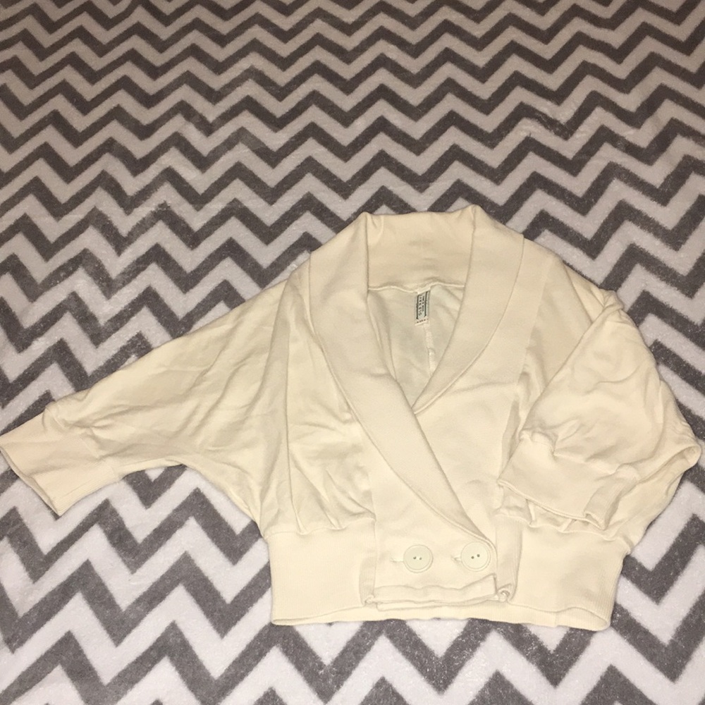 Creme Shawl.